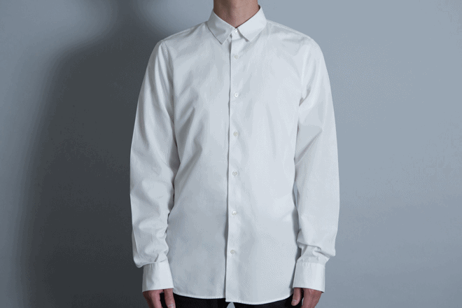 fashiongeek-whiteshirt-jilsander-06-12-17-zzz.gif