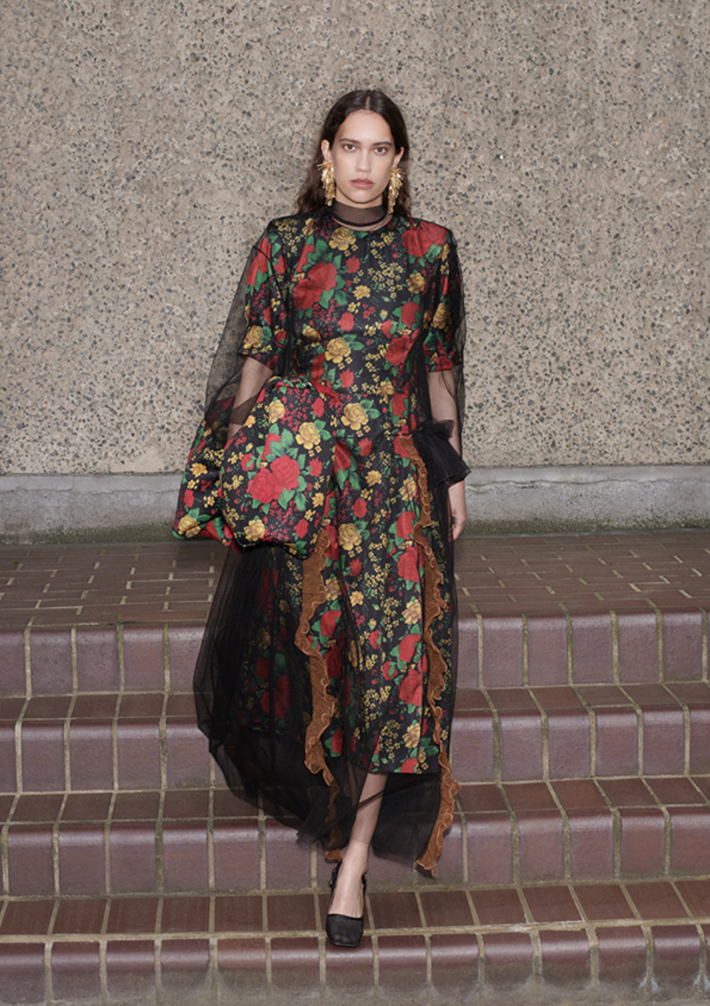 H＆Mが「TOGA」とのコラボコレクションを発表 大胆な花柄ドレスや