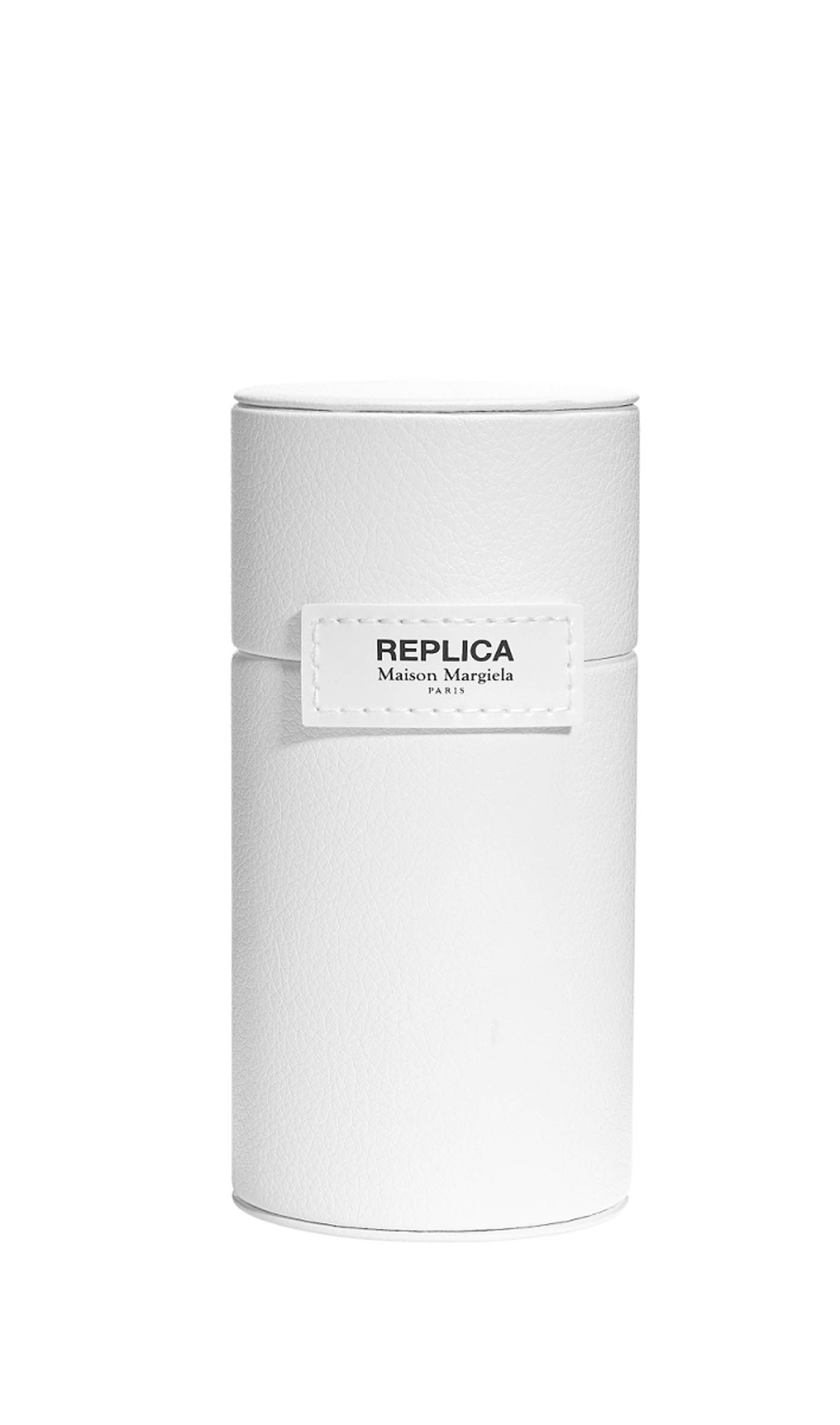 レプリカ」フレグランスがホリデー限定でケース付き香水を発売
