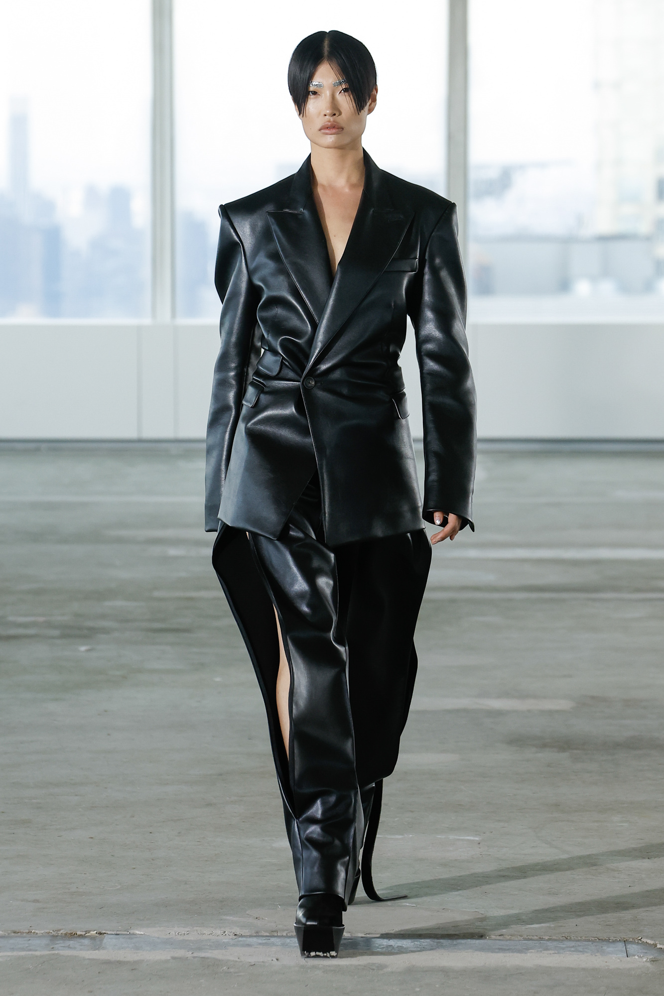 NCTのジェノがモデルに、「ピーター ドゥ」がNYファッションウィークで