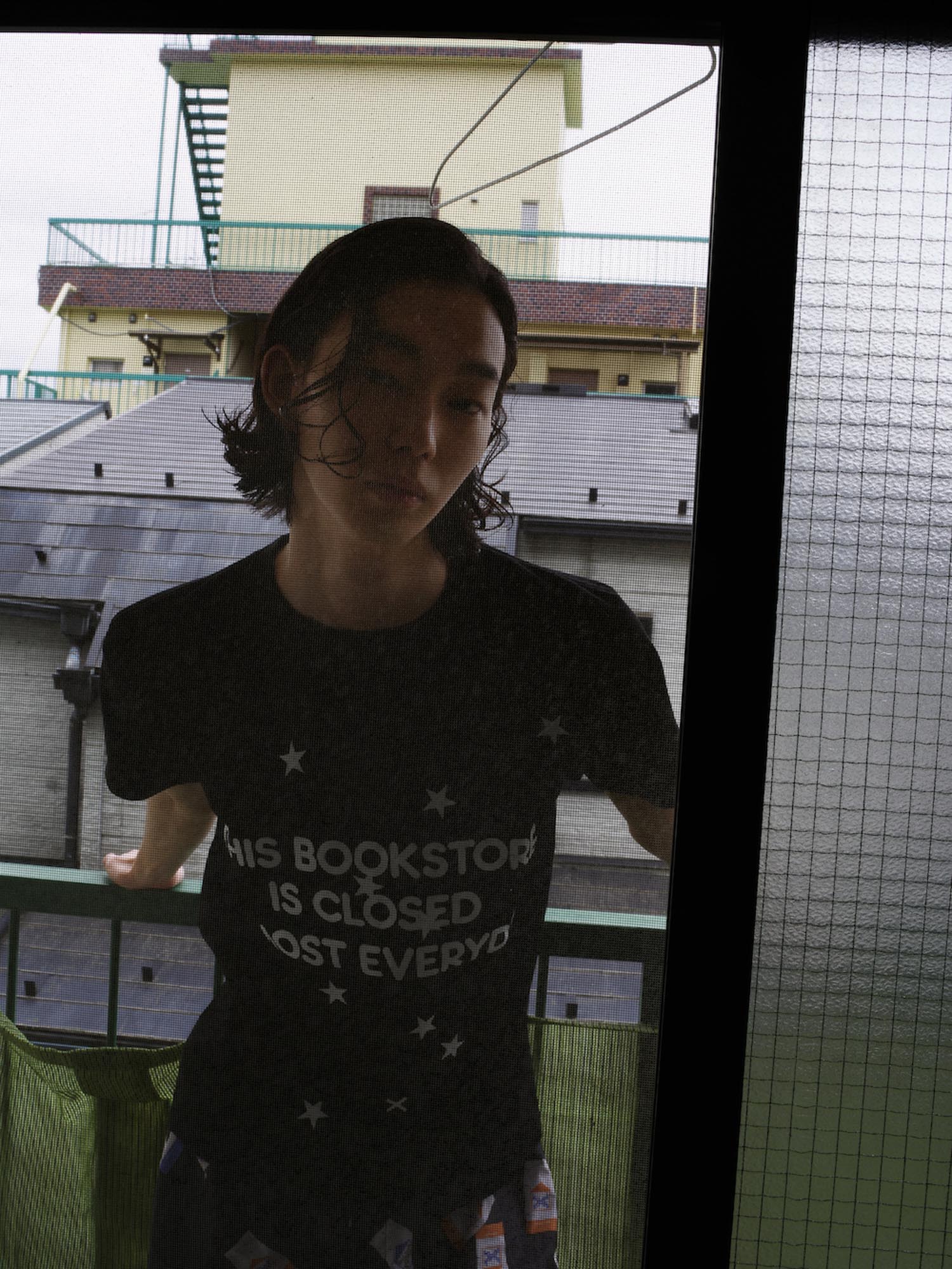 クードスが代田橋のアートブックショップとコラボ、ZINE付属のTシャツ発売