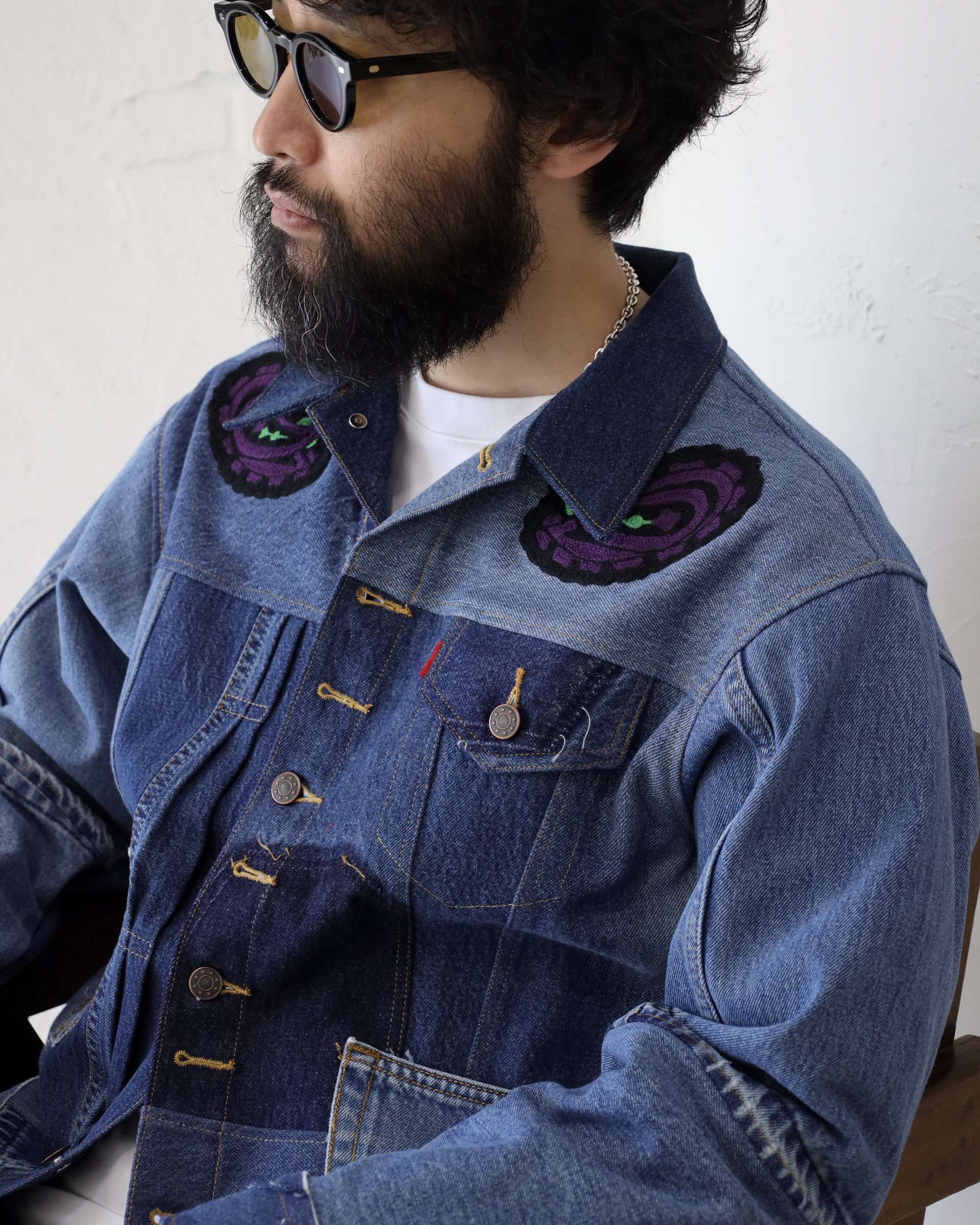 ミヤギヒデタカのリメイクジャケットにフリーダム シングスが刺繍