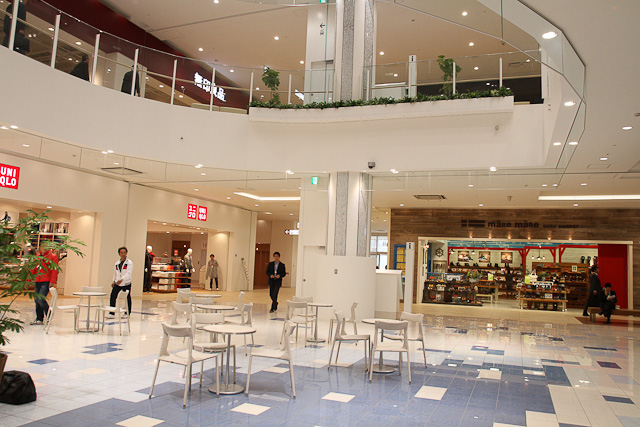 terrace-mall-open-tayaoka-153.jpg